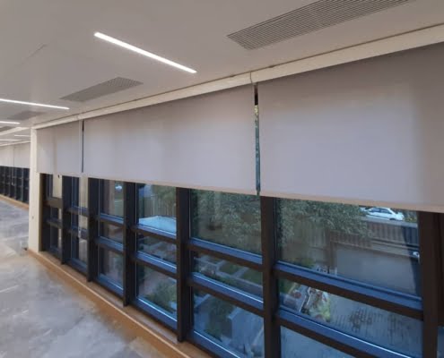 انواع پرده برقی چیست ؟ - شید ساده برقی - قیمت پرده برقی