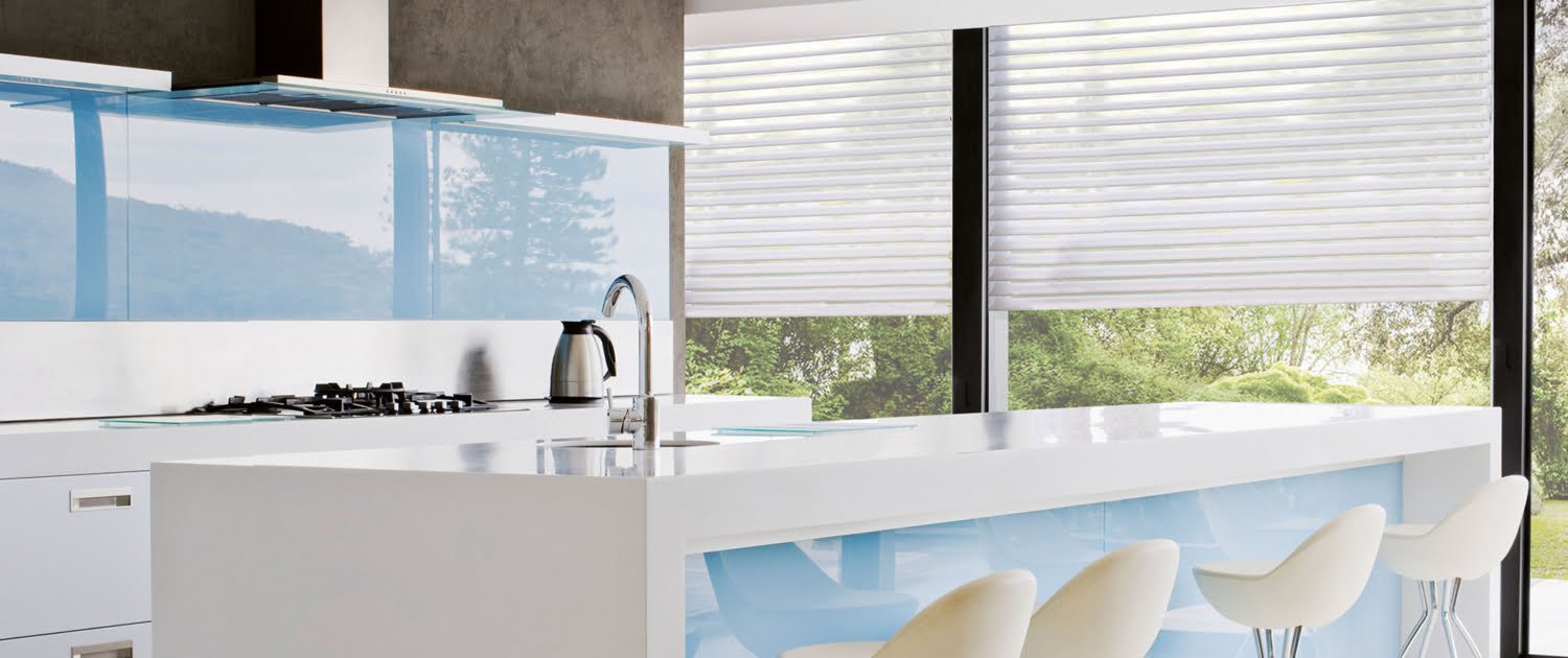 پرده برقی بالارو